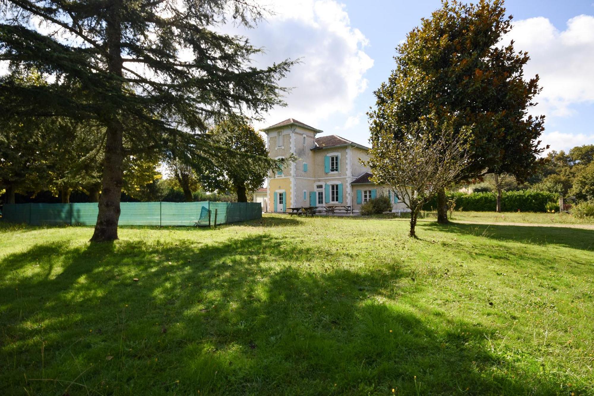 Villa Avec Piscine Et Billard Sabres ภายนอก รูปภาพ